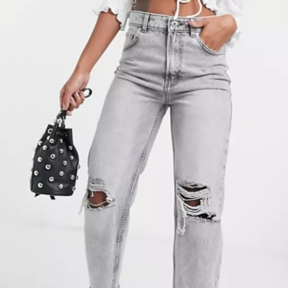 Bershka mom Jeans size 6